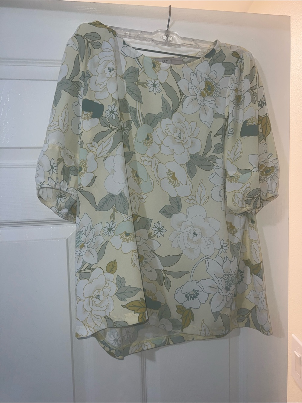 LOFT Cream Floral Puff-Sleeve Blouse with Sage and Mustard Print